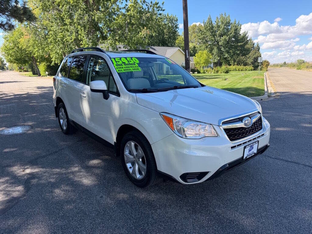 2014 SUBARU Forester