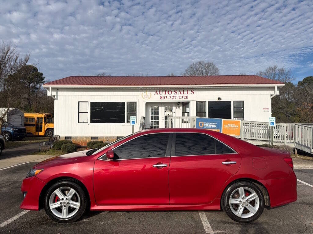 2014 TOYOTA Camry