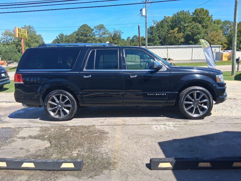 2016 LINCOLN Navigator