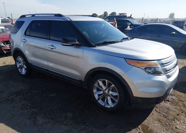 2013 FORD Explorer