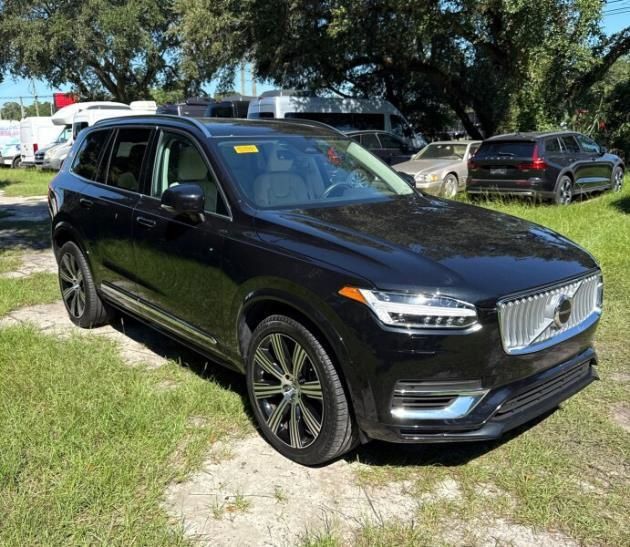 2025 VOLVO XC90