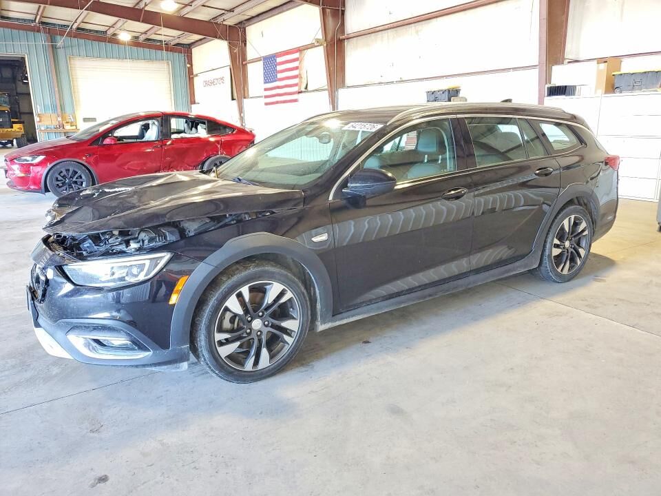 2018 BUICK Regal TourX