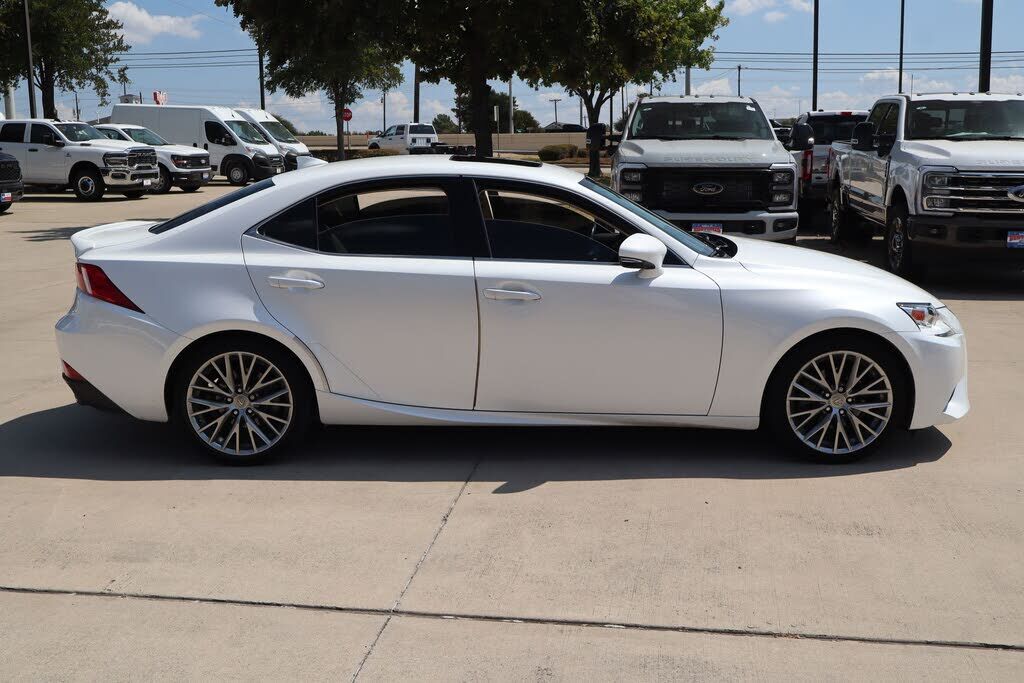 2015 Lexus IS