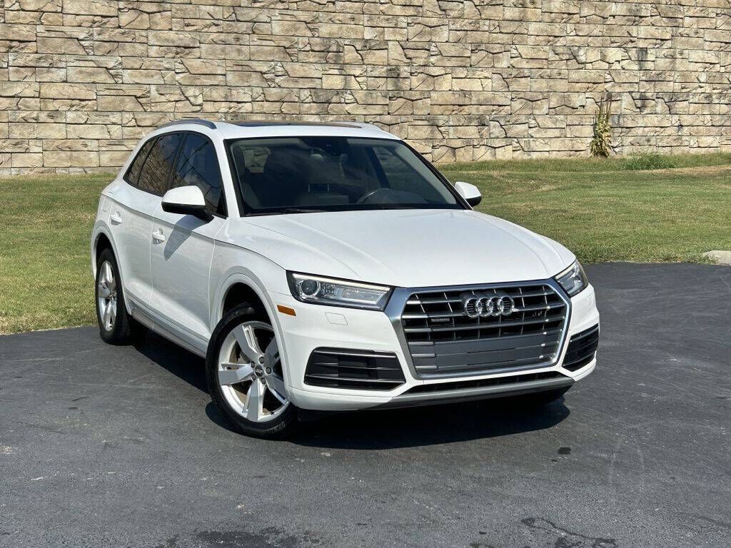 2018 AUDI Q5