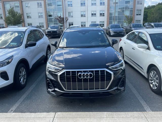 2025 Audi Q3