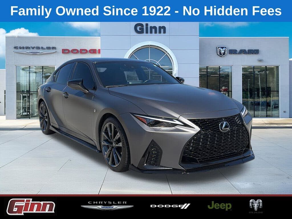2022 LEXUS IS