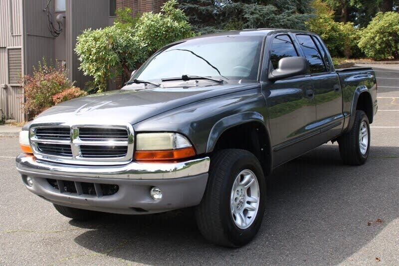 2004 DODGE Dakota