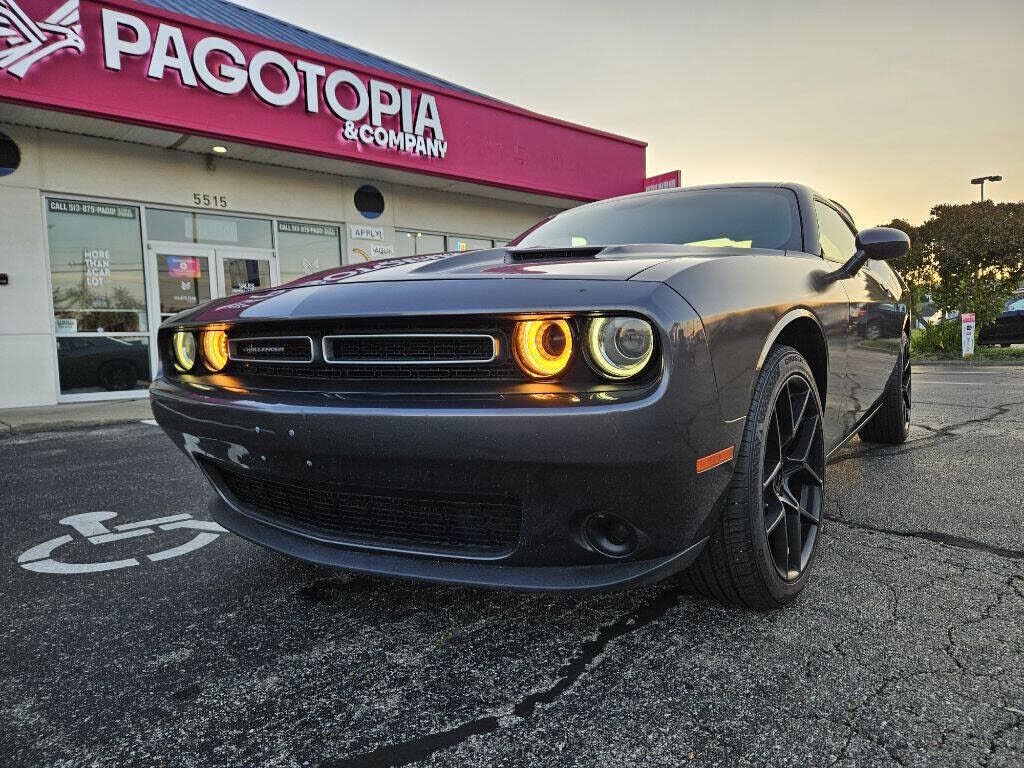 2016 DODGE Challenger