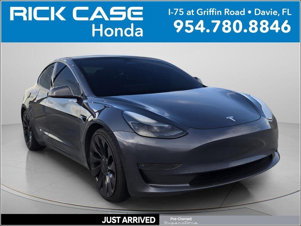 2021 TESLA Model 3