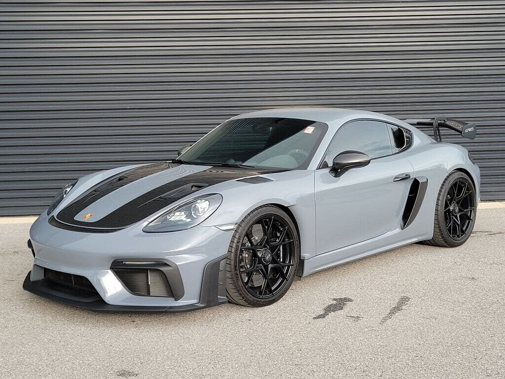 2024 PORSCHE 718