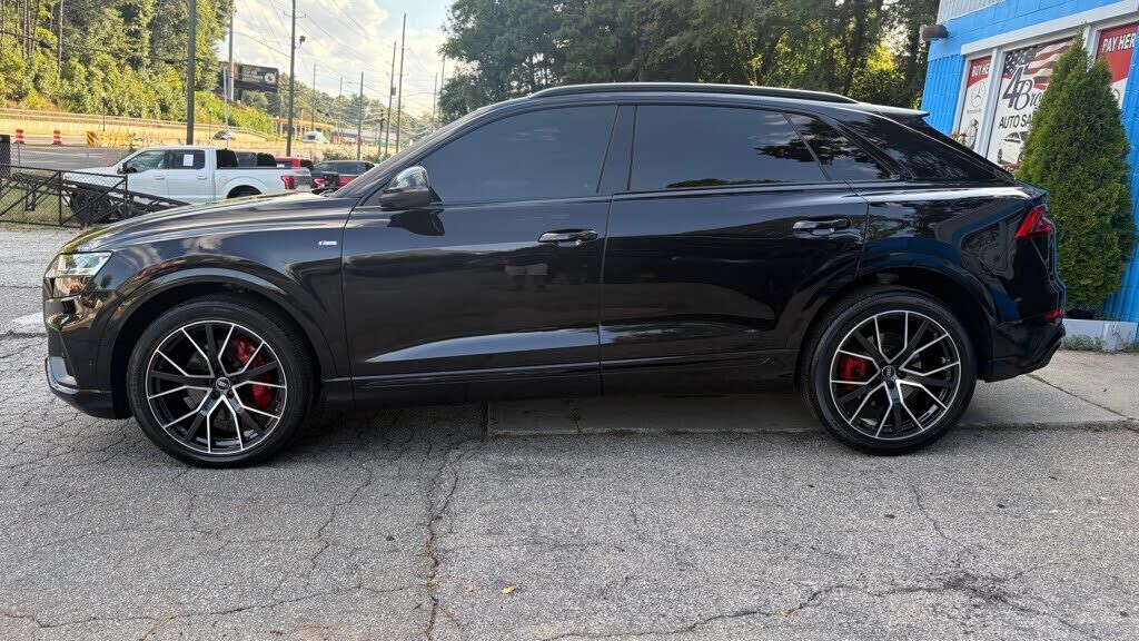 2021 Audi Q8