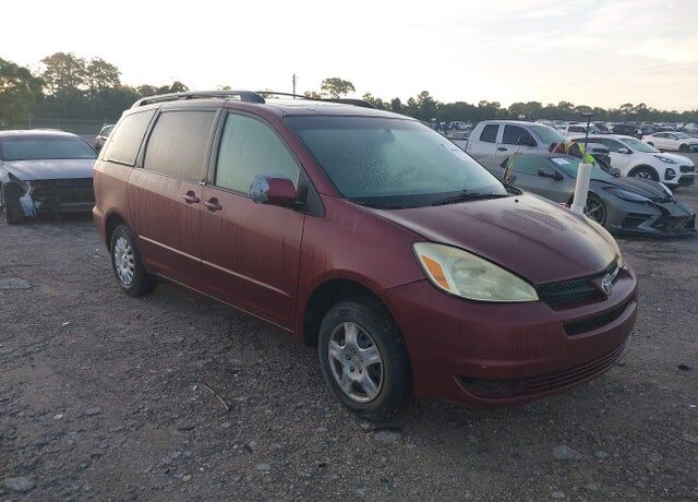 2004 TOYOTA Sienna