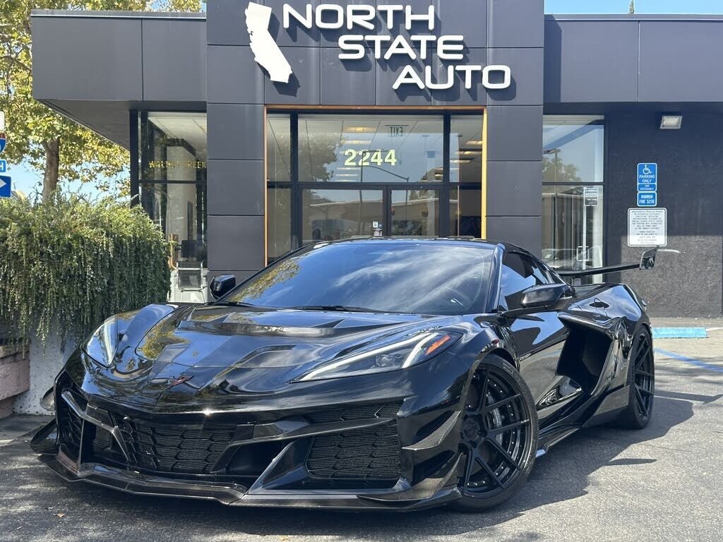 2025 CHEVROLET Corvette