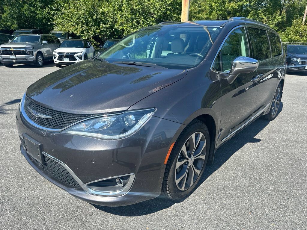 2017 CHRYSLER Pacifica