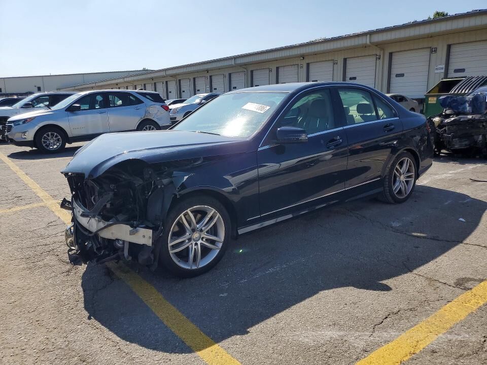 2014 MERCEDES-BENZ C-Class