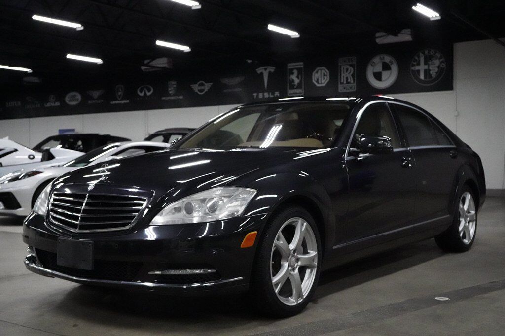 2013 MERCEDES-BENZ S-Class