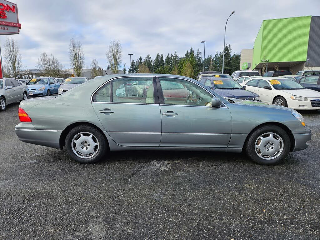 2002 Lexus LS