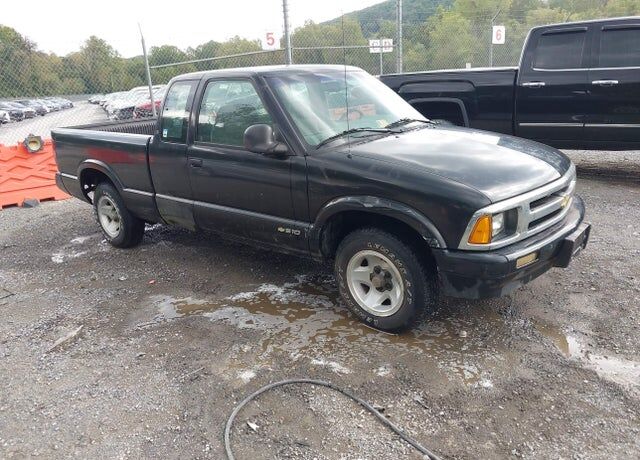 1995 CHEVROLET S-10 Pickup