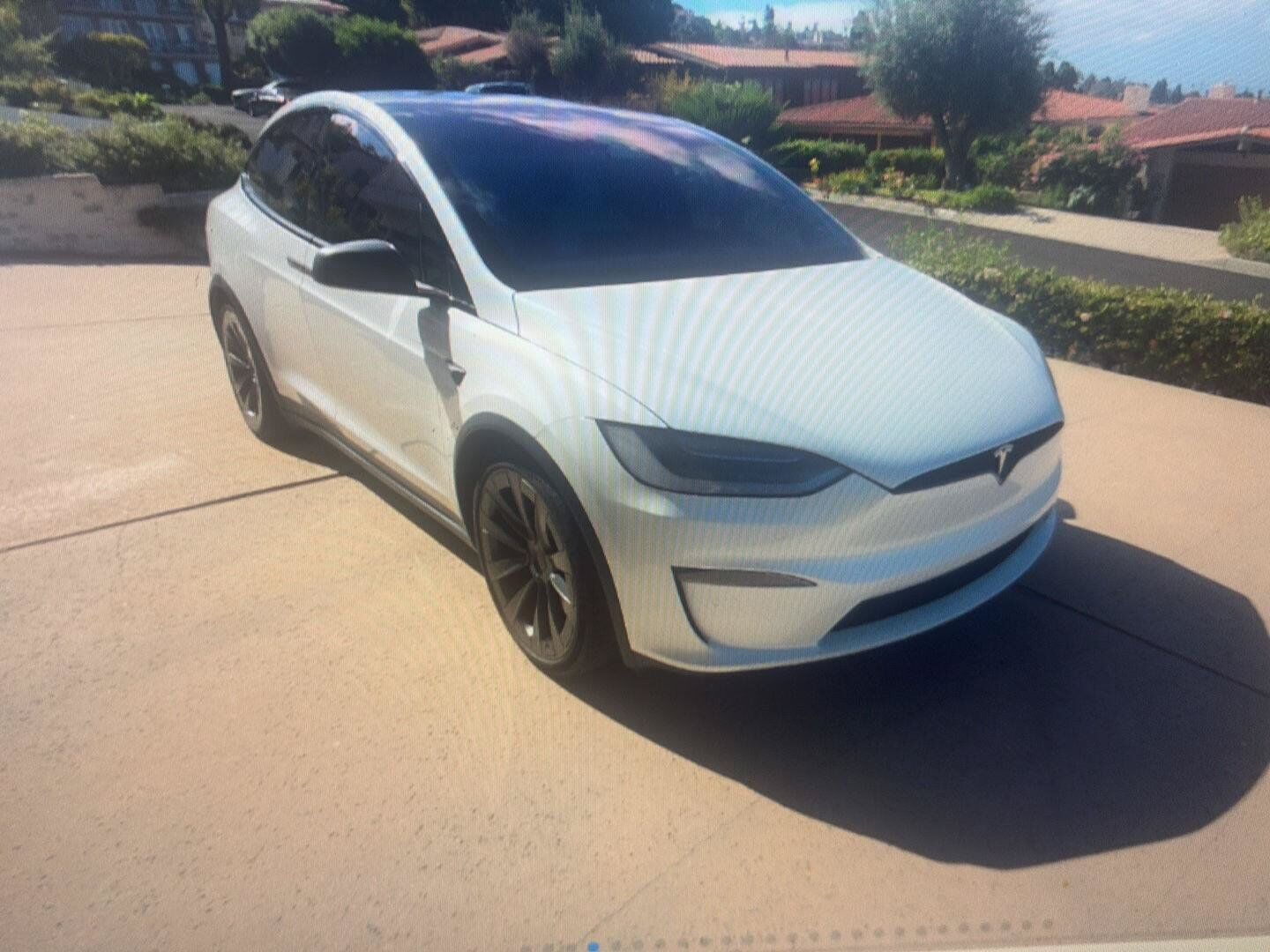 2023 TESLA Model X