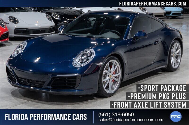 2018 PORSCHE 911