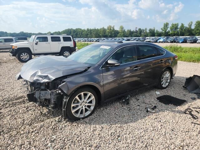 2014 TOYOTA Avalon