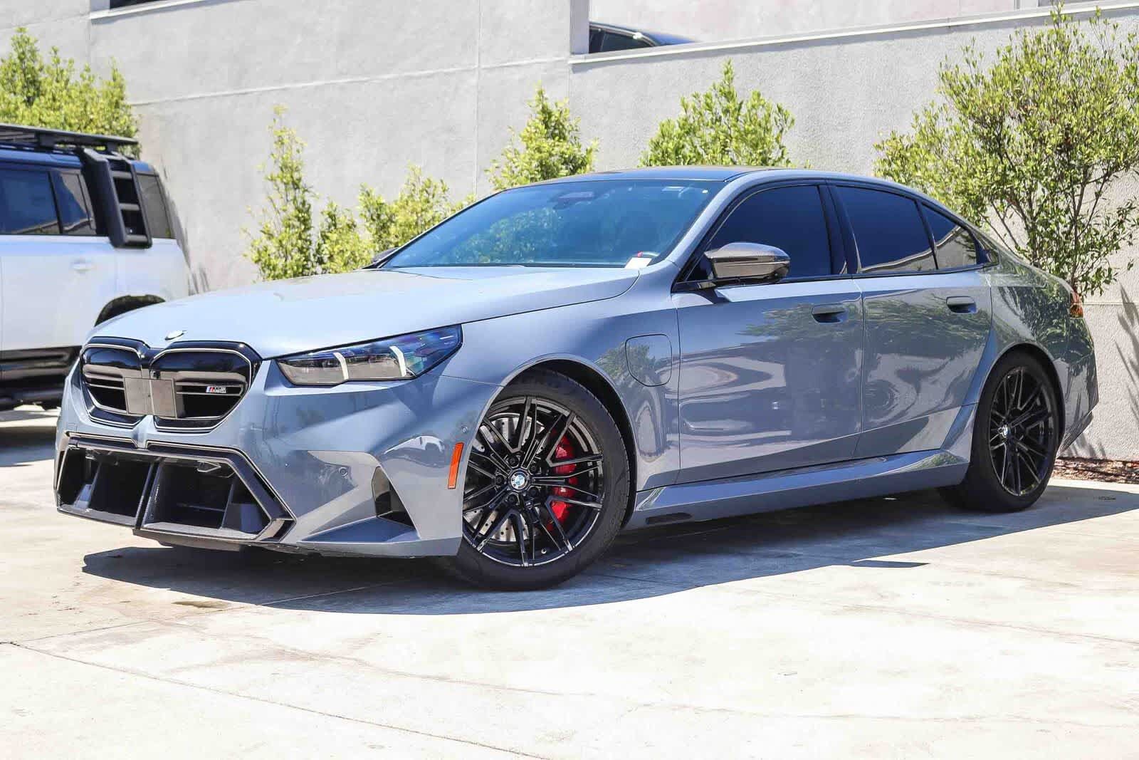 2025 BMW M5
