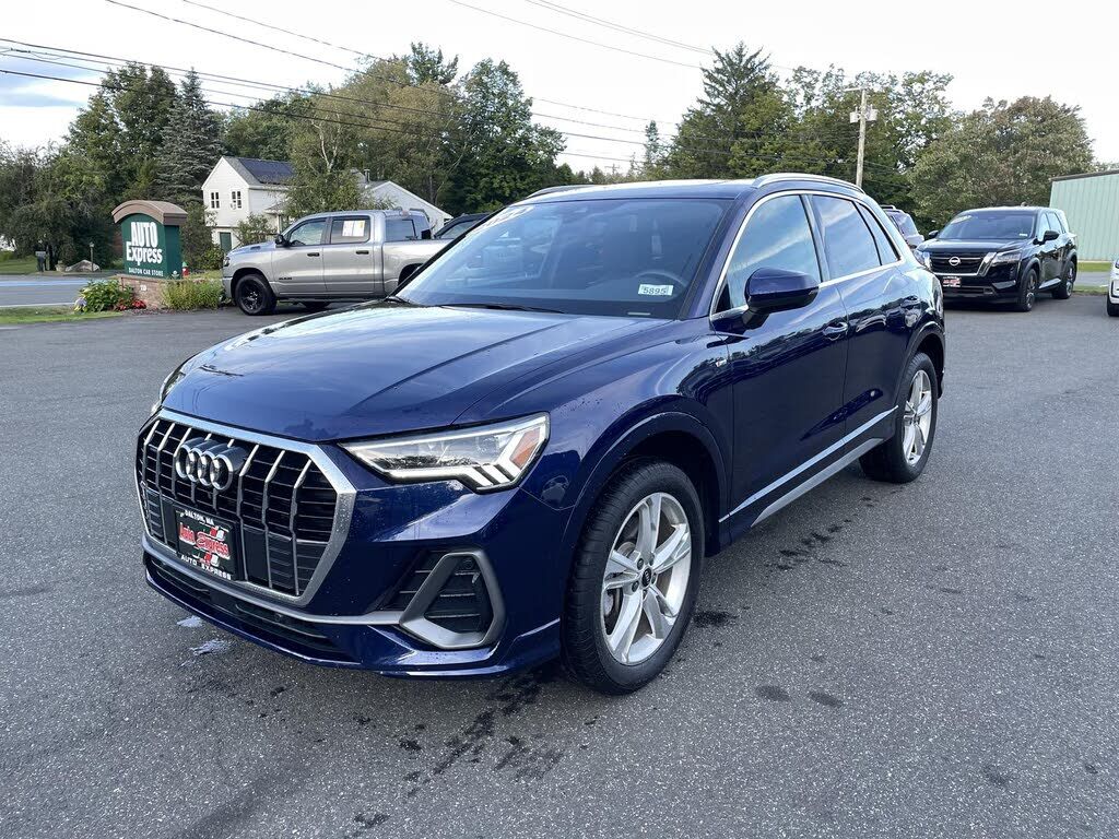 2024 AUDI Q3
