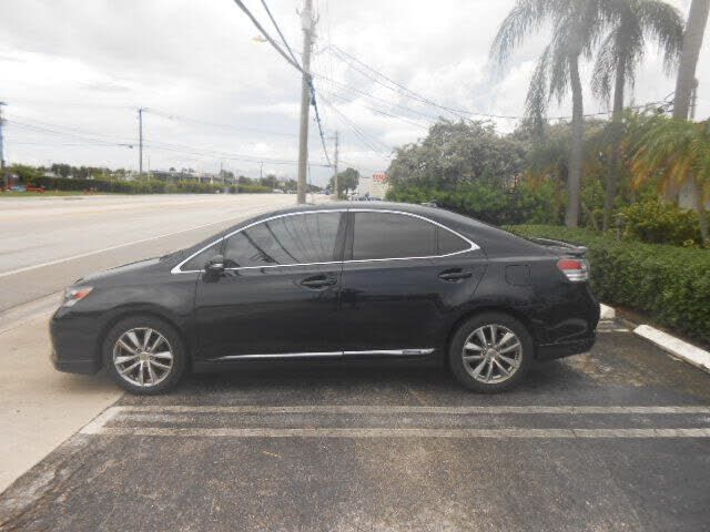 2010 Lexus HS