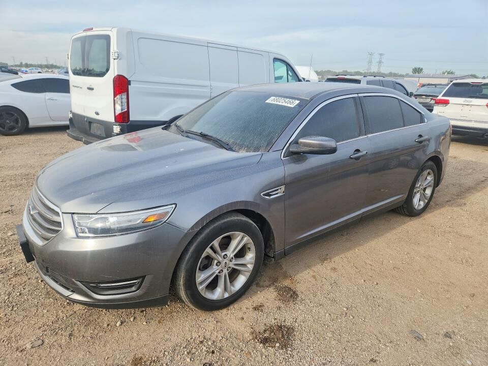 2013 FORD Taurus