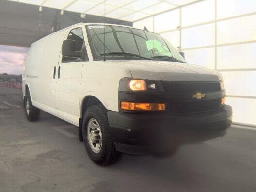 2020 CHEVROLET Express