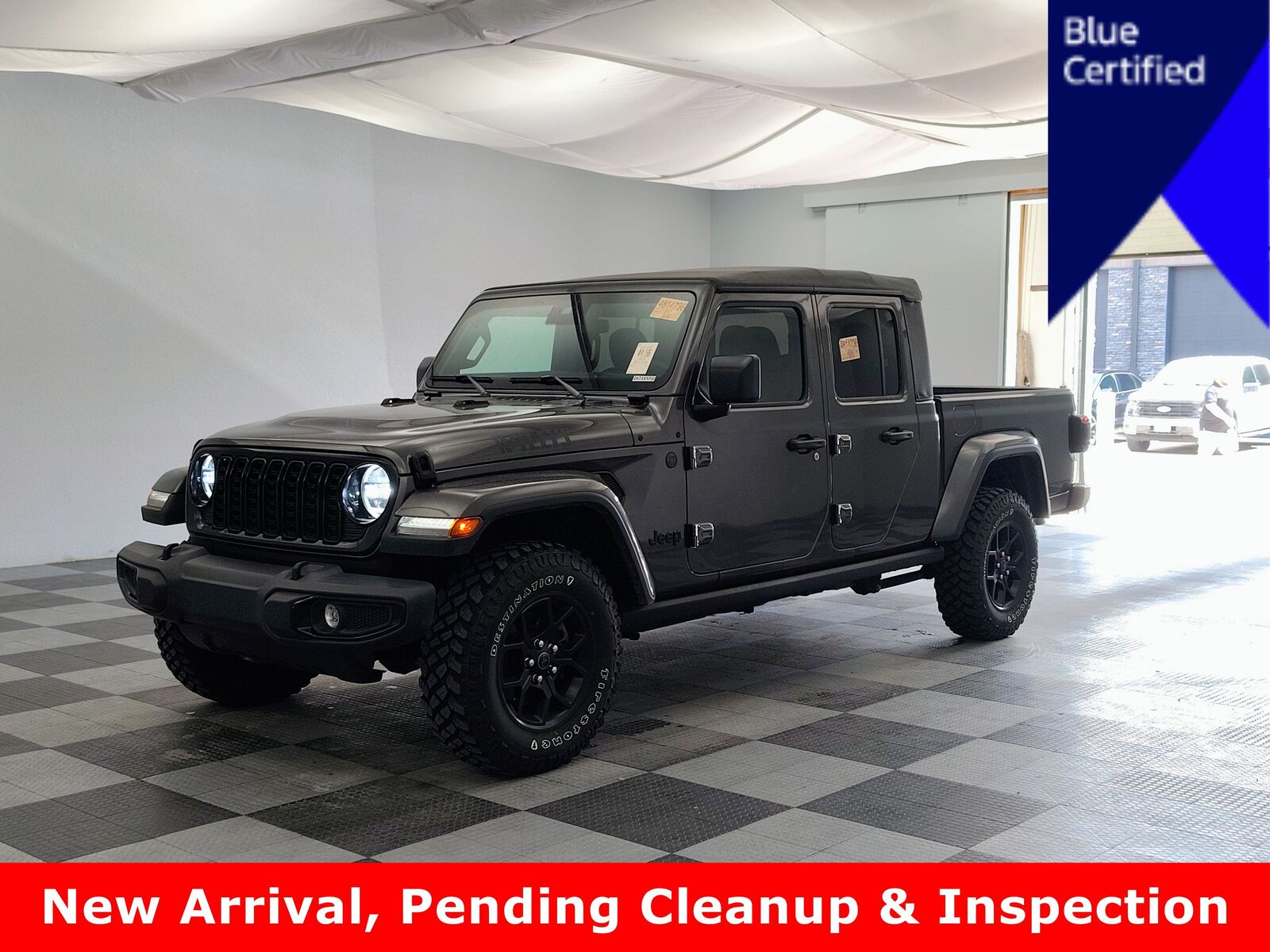 2025 JEEP Gladiator