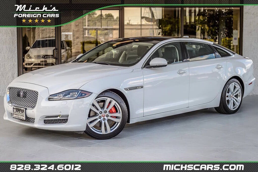 2019 JAGUAR XJ