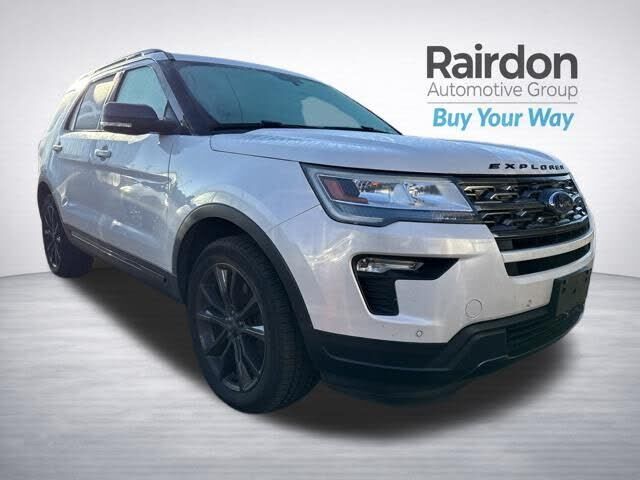 2018 FORD Explorer