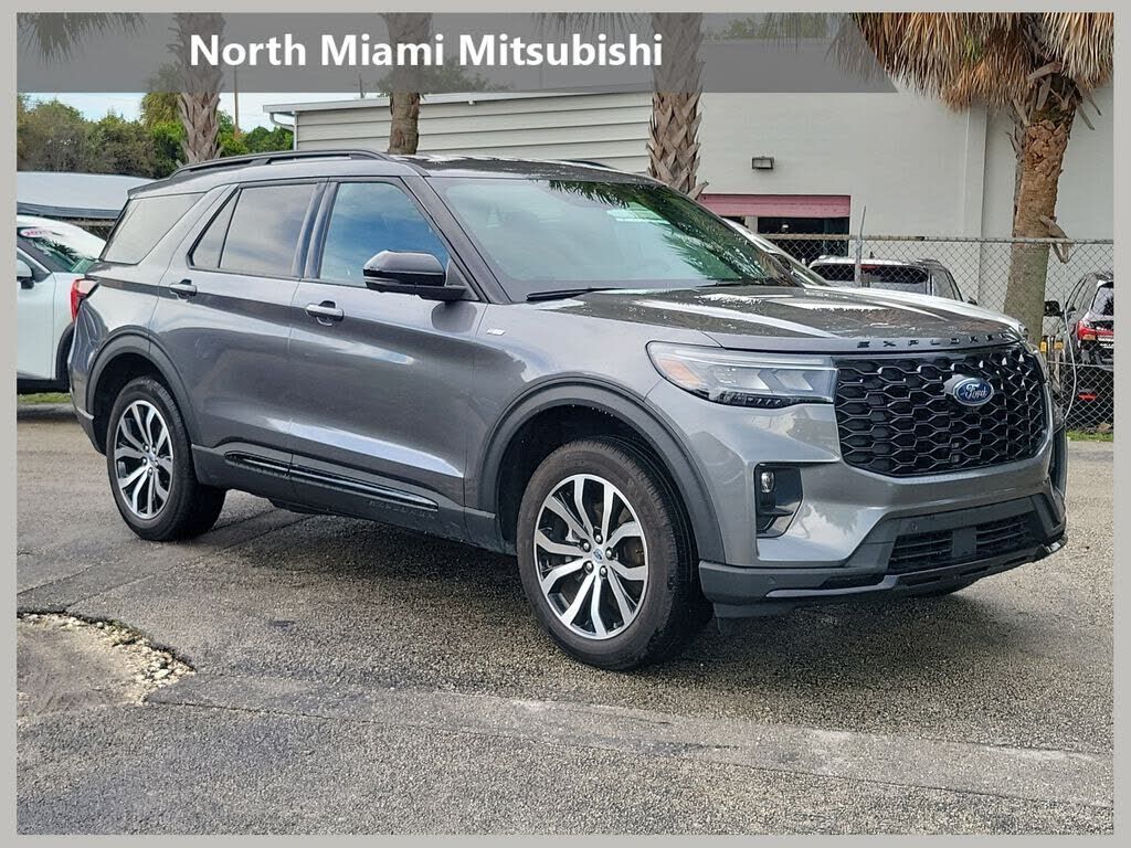2025 FORD Explorer
