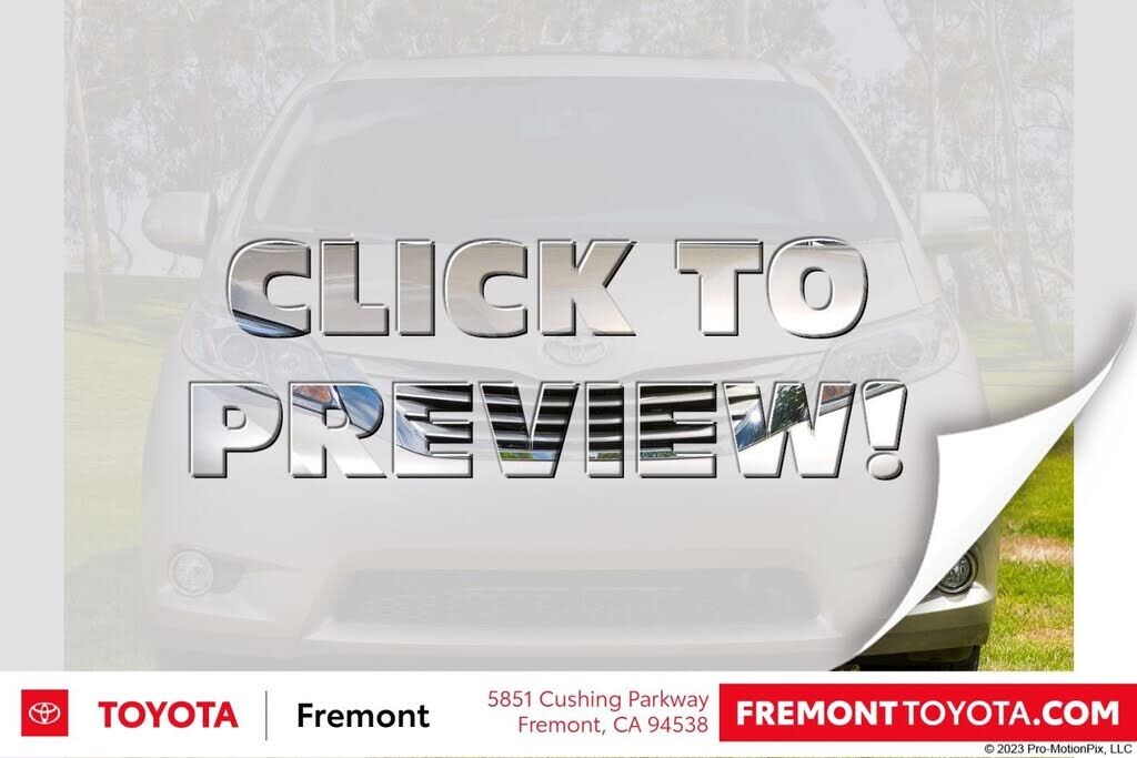2016 TOYOTA Sienna