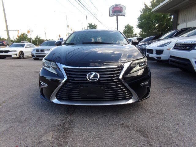 2016 Lexus ES