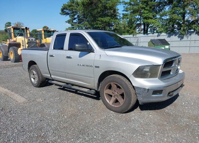 2012 DODGE Ram
