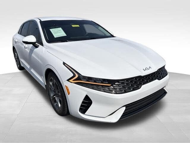 2022 KIA K5