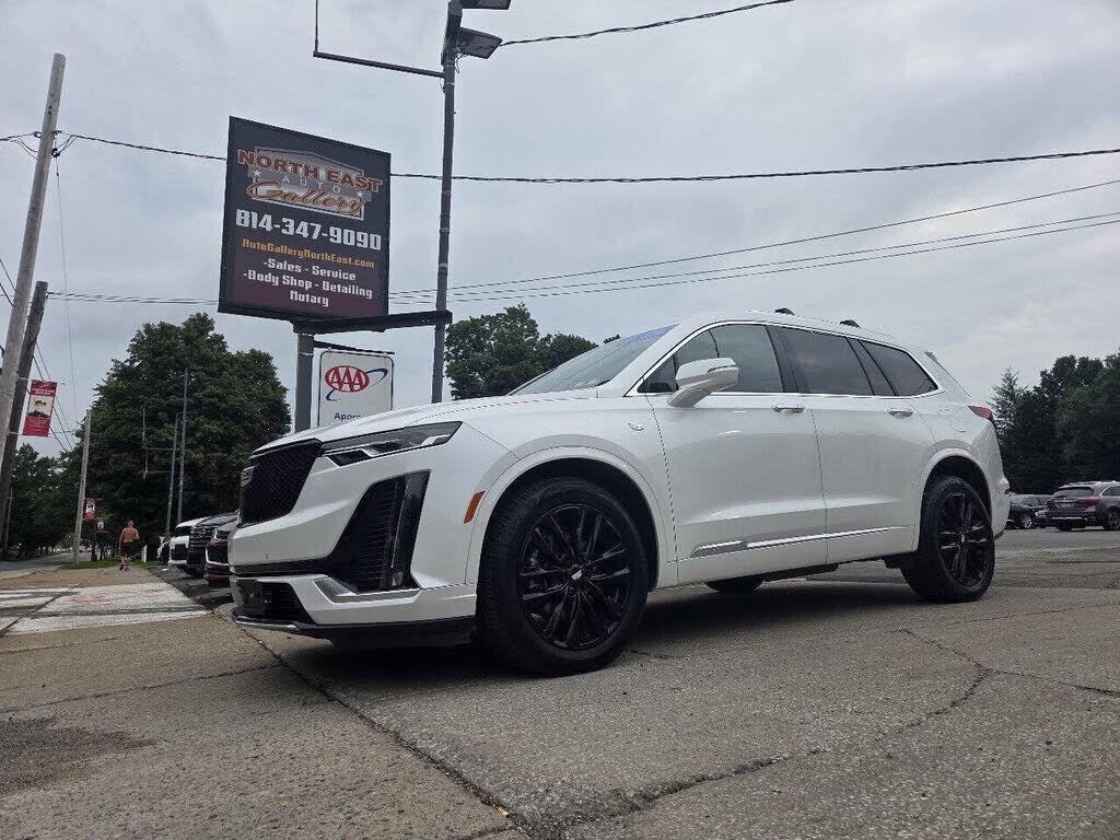 2021 CADILLAC XT6