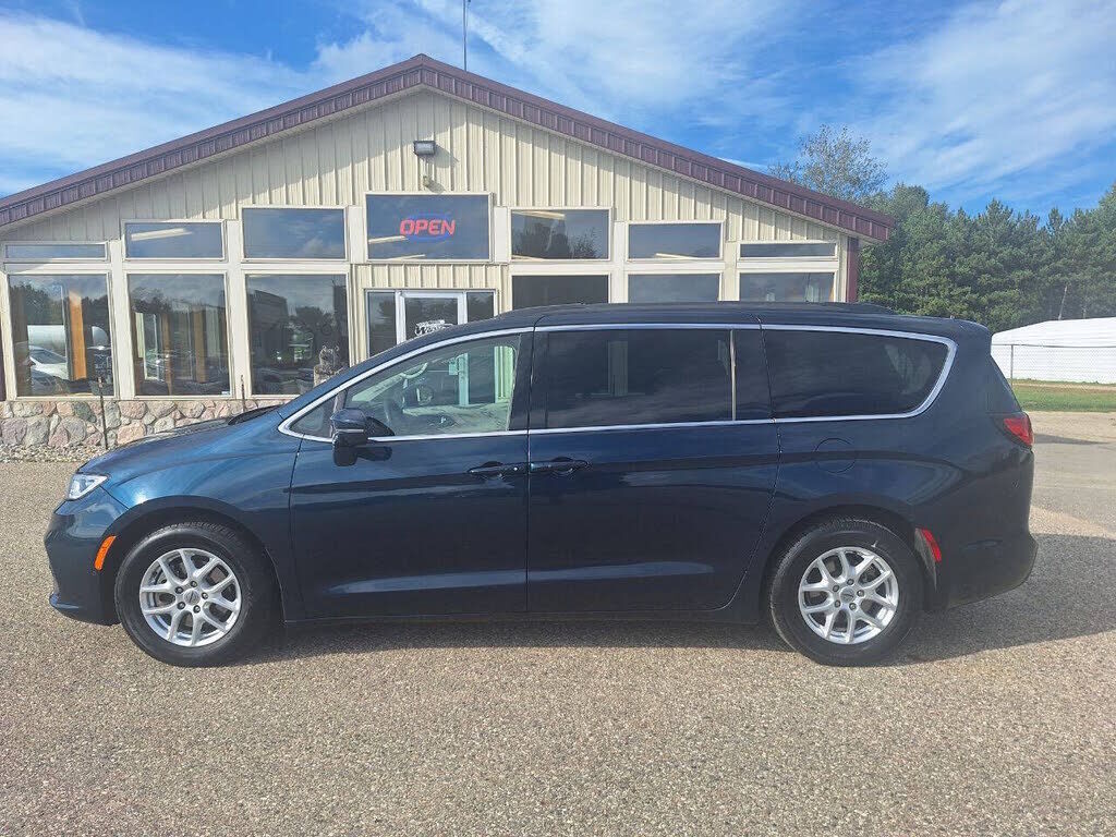 2022 CHRYSLER Pacifica