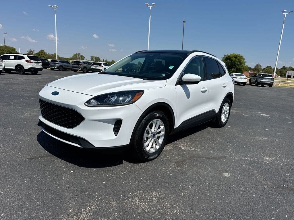 2020 FORD Escape