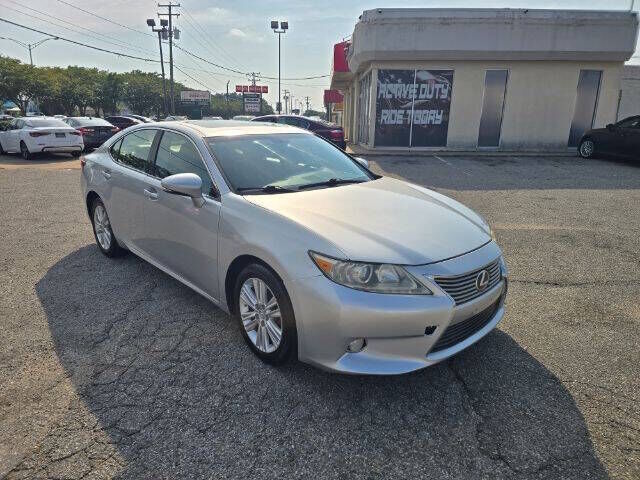 2014 LEXUS ES