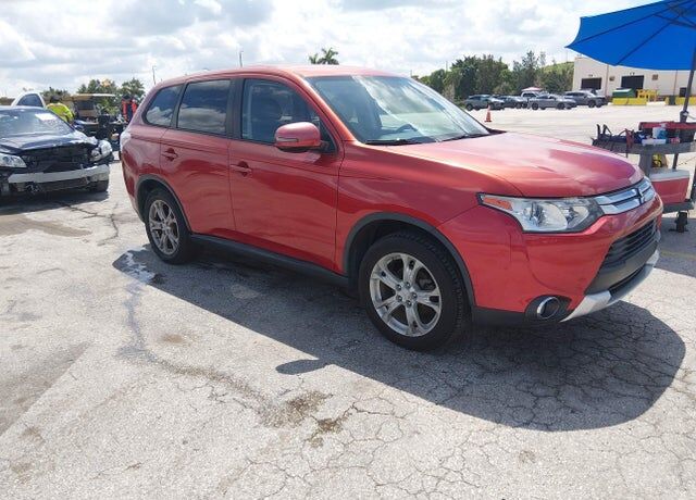 2015 MITSUBISHI Outlander