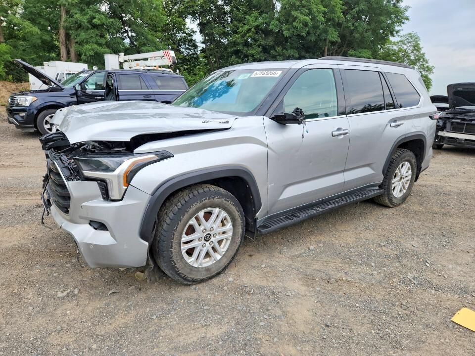 2023 TOYOTA Sequoia