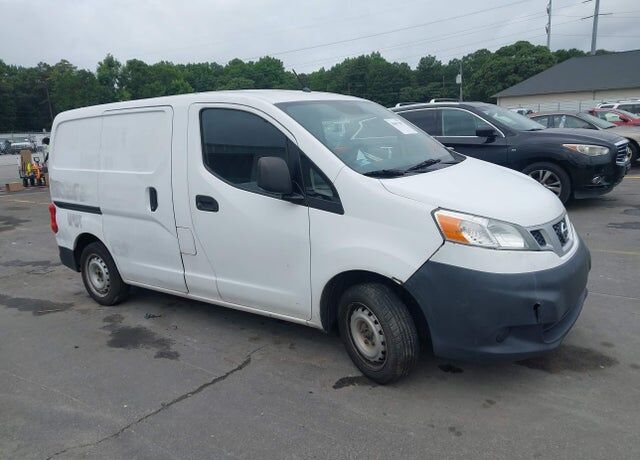 2016 NISSAN NV200