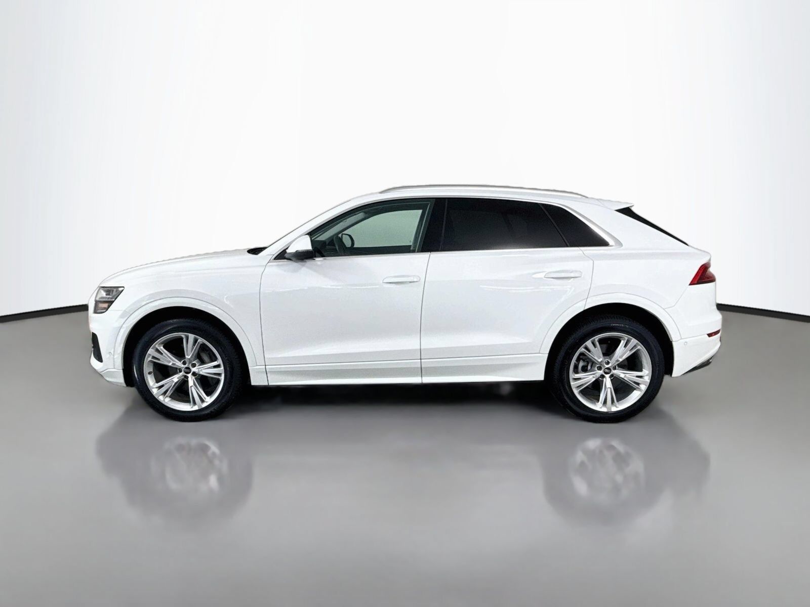 2023 Audi Q8