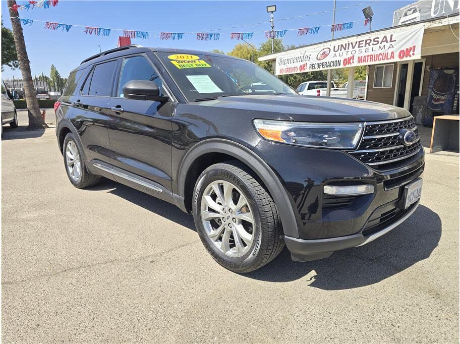 2021 FORD Explorer