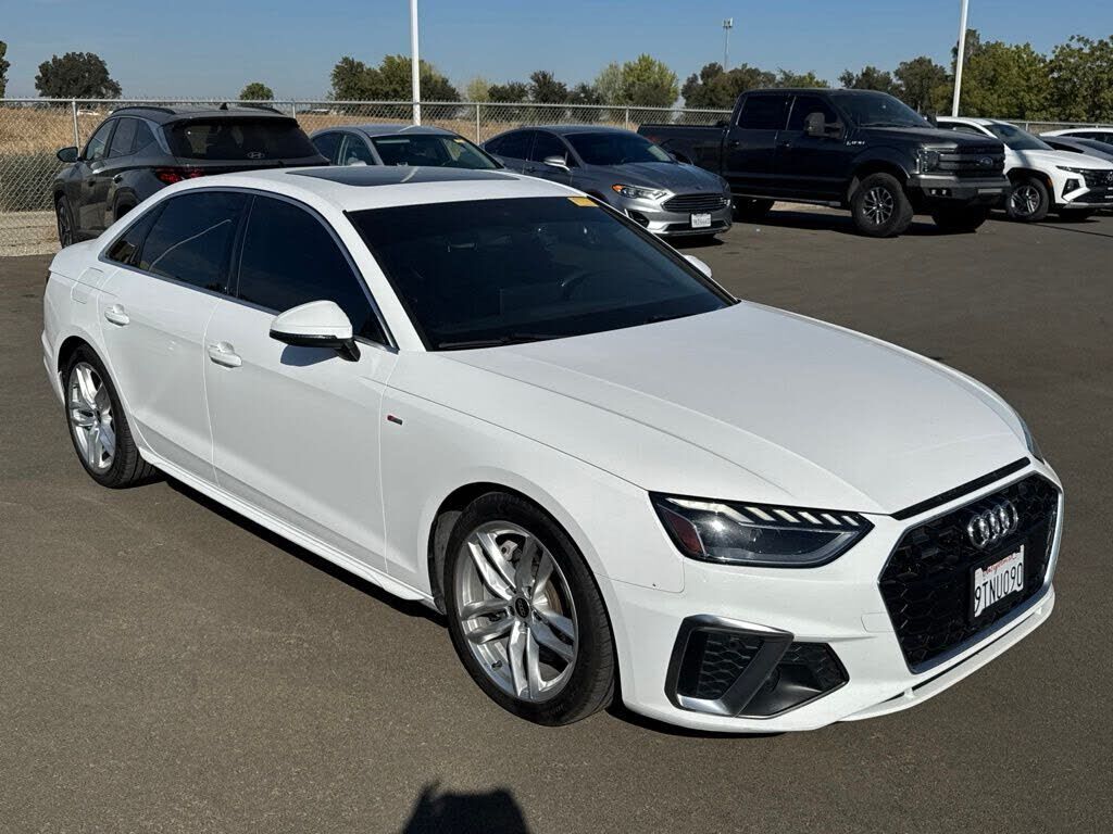 2022 AUDI A4