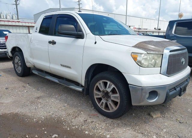 2012 TOYOTA Tundra