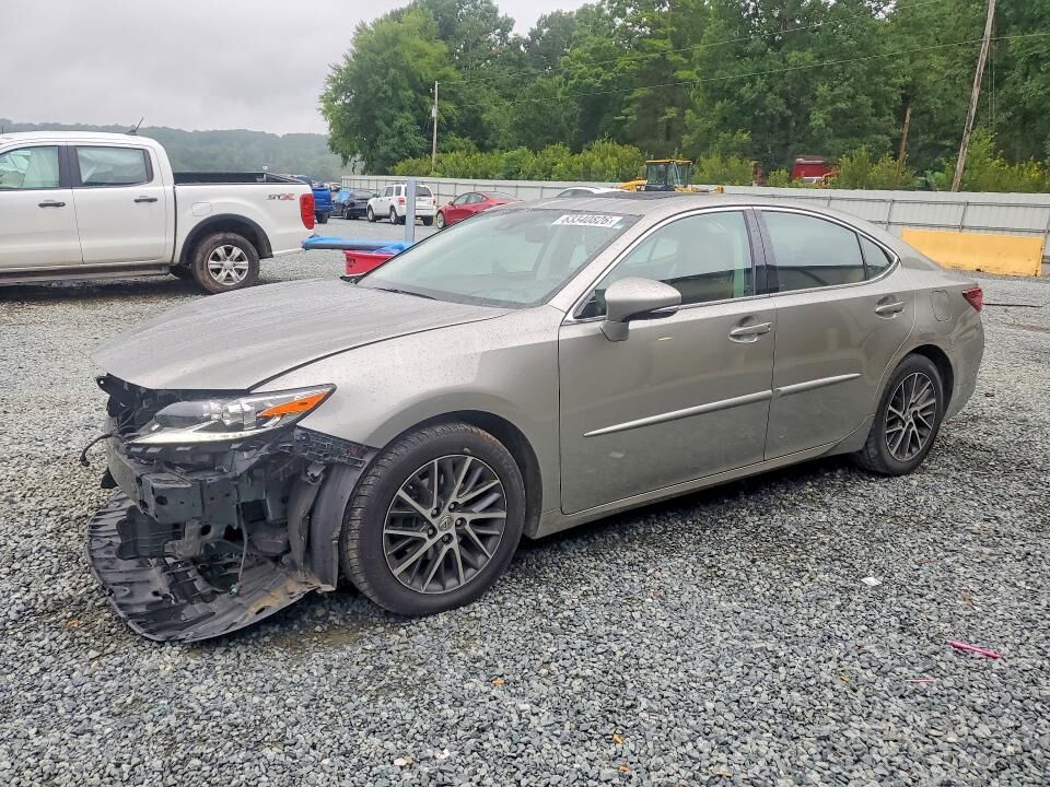 2016 LEXUS ES